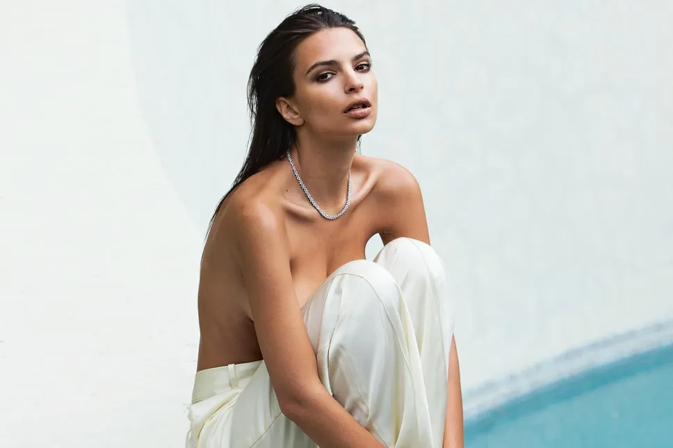 Emily Ratajkowski
