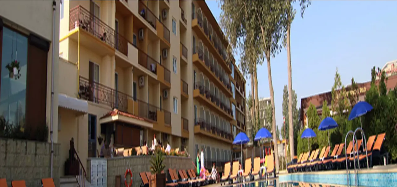 complex modern mamaia