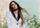 Kendall Jenner, pierdută într-o grădină cu trandafiri pentru cea mai recentă copertă Vogue