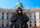 Balenciaga revine la calendarul haute couture