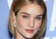 Topmodelul Rosie Huntington-Whiteley lansează o linie de cosmetice