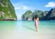 Thailanda redeschide faimoasa plajă Maya Bay