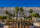 Carlton Cannes, recent renovat, găzduiește acum cea mai mare piscină infinită din Riviera franceză