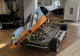 Cât costă pista de mașini cu sloturi construită în interiorul unei replici Porsche 917
