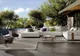 Mai mult design ca niciodată, mobilierul de exterior reinventează viața de afară